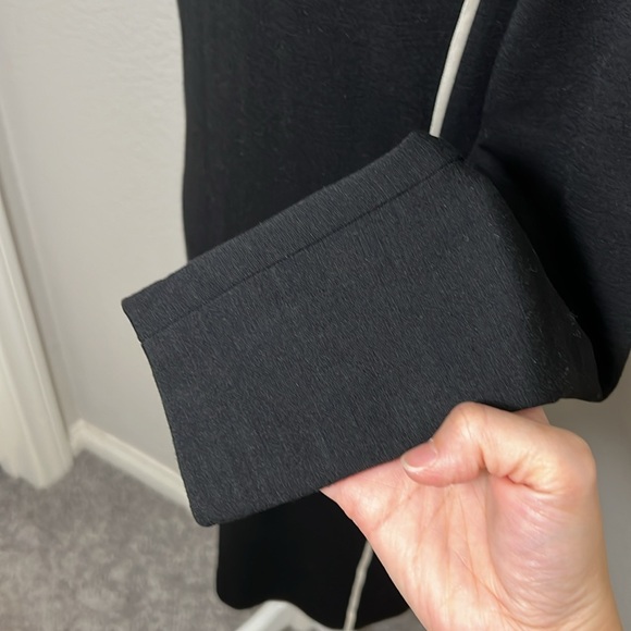 ELIE TAHARI $200 Black White Long-Sleeve Wool-Blend Crew Neck Knit Dress size S - Picture 8 of 11